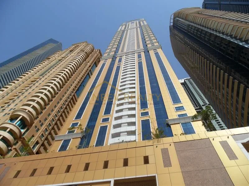 Fully Furnished | Vacant | Modern | Middle Floor64168394183937110