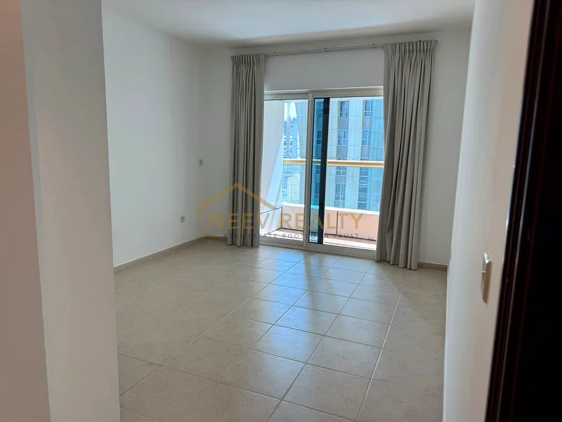 Fully Furnished | Vacant | Modern | Middle Floor64168394183937111