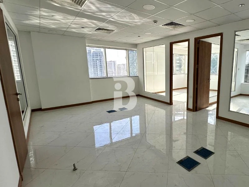 موقع متميز | مجهز بالكامل | جاهز للانتقال فورًا64068978716290110