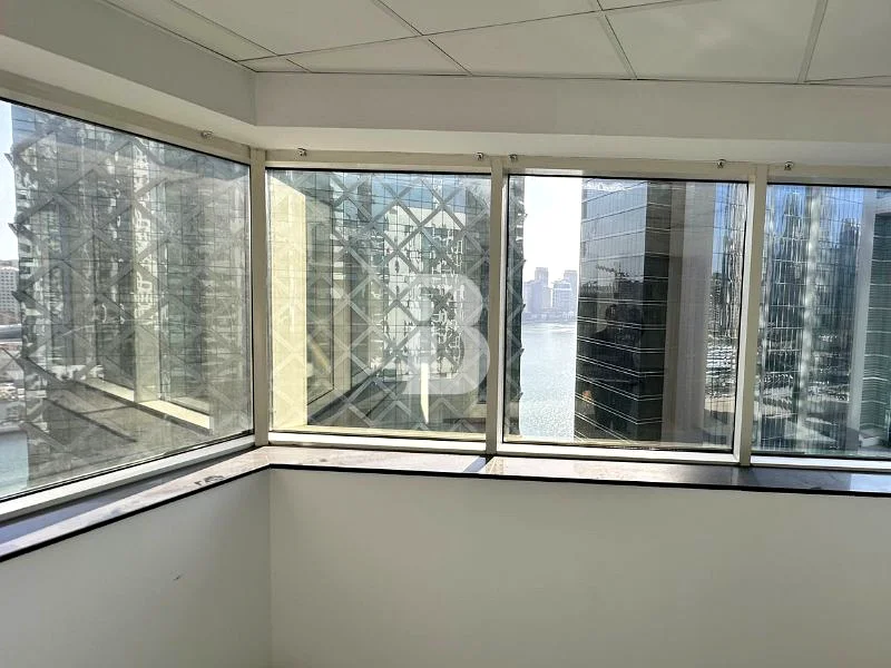 موقع متميز | مجهز بالكامل | جاهز للانتقال فورًا64068978716290112