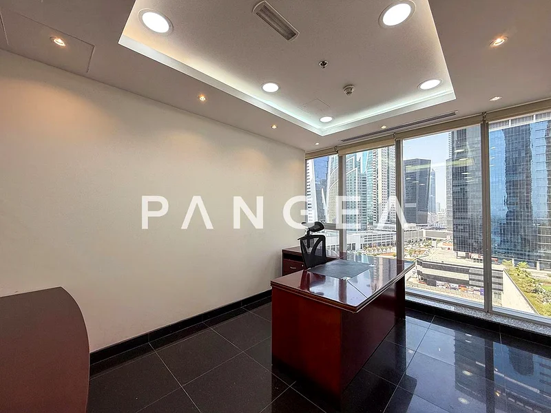 Quality Fit-Out | Close to Metro | Wet Pantry64069420467331113