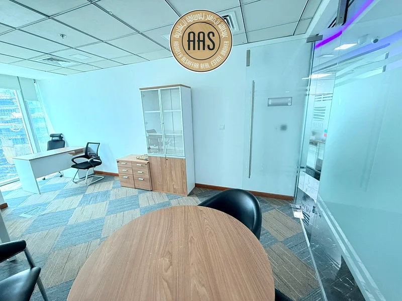 200SQFT SIZE|VERY NICE OFFICE FOR RENT ON YEARLY BASIS|PRIME LOCATION|INCLUSIVES ALL UTILITIES BILL IN RENT|IN BUSINESS BAY64070295473538113
