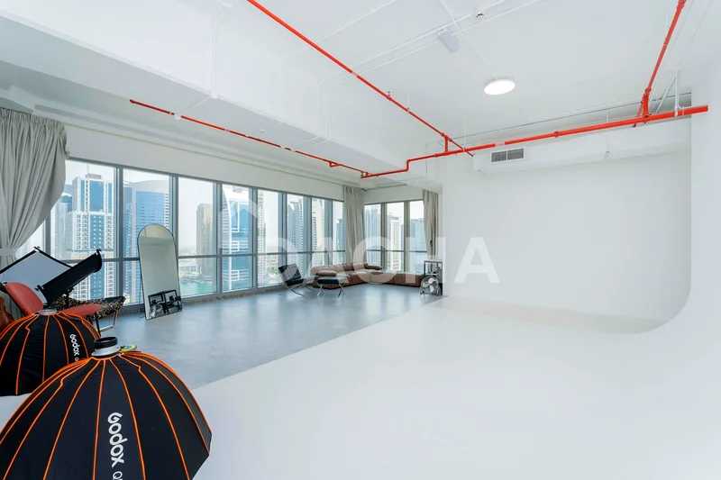 Grade A Tower | Fully Fitted | Strategic Location64062812838403111