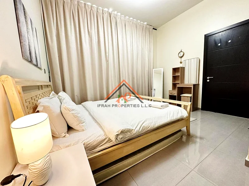 Furnished | Pool View | Vacant | Near To Metro64170631856001110