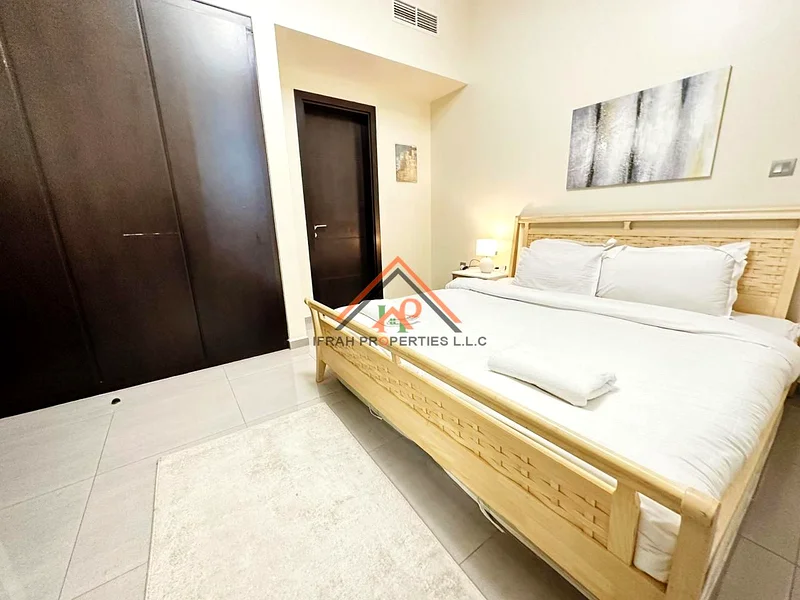 Furnished | Pool View | Vacant | Near To Metro64170631856001111