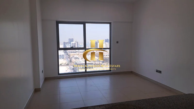 High Floor | Ready To Move | Spacious64177328961026110