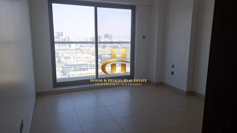 High Floor | Ready To Move | Spacious64177328961026113