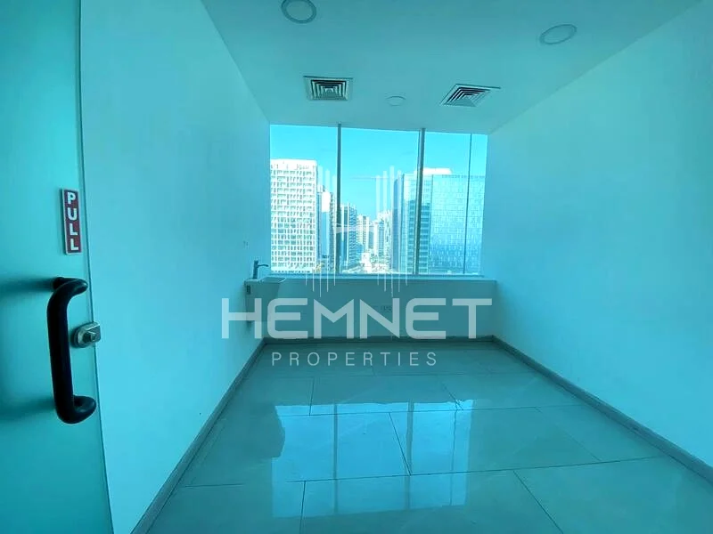 Premium Office  | Move-In Ready64069305042178114