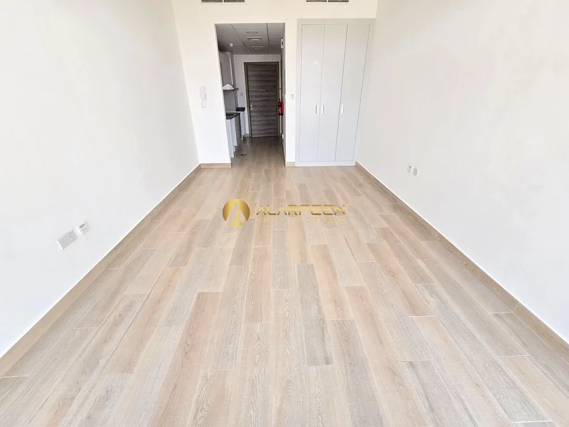 استوديو مشرق | طابق عالي | واسع64205274951682110