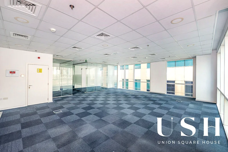 Office | Bay Square  | 5 Parking Spaces64069202492674113