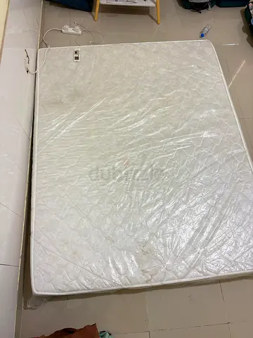 Comfortable Queen Size Mattress for Sale
