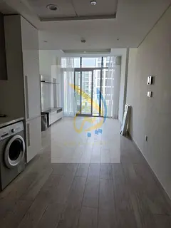 Bright n Spacious 1 BR Semi furnished Blvd View