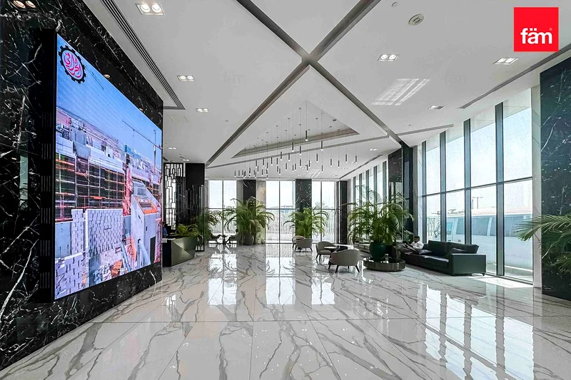 Grade A Office with Panoramic Views | 2,956 sq.ft.64062478837890111