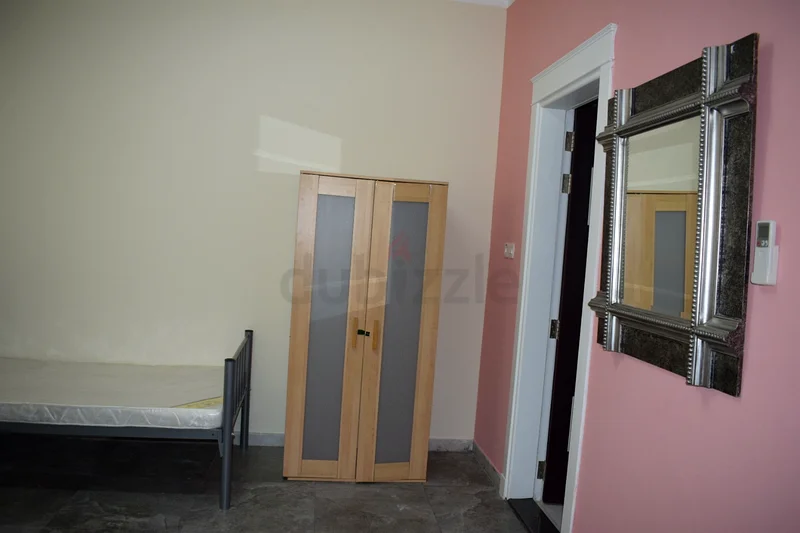 مساحة سرير في غرفة رئيسية بمنطقة المصفح شعبية64049290853633112