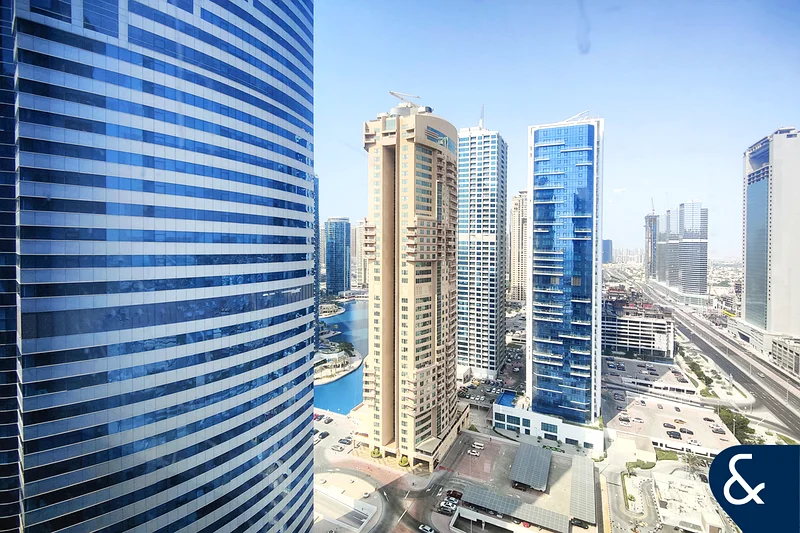 مؤثثة | موقع متميز في JLT | إطلالة على البحيرة64071785164419111