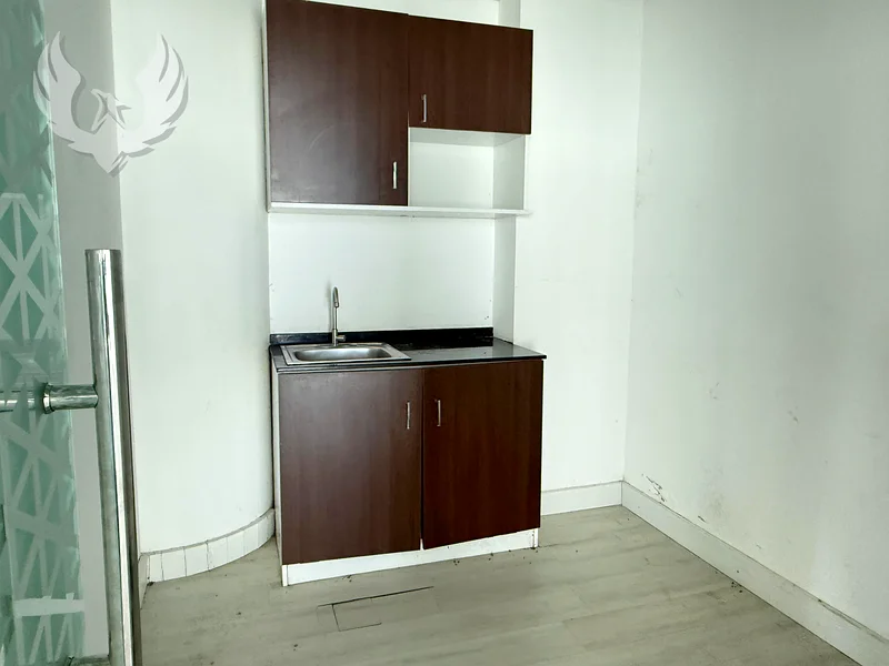 Vacant | Near Metro | Fully Partitioned64064475421571112