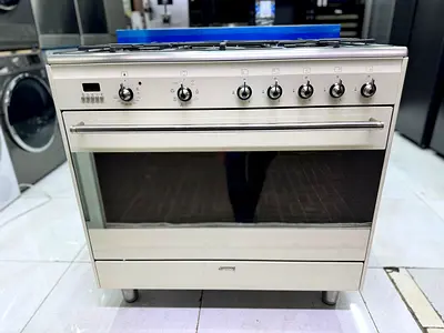 Smeg dual fuel top gas oven electric dual fan 90cm made in Italy