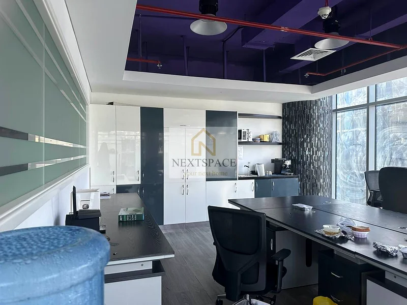 مؤثث مع فواصل | متاح من 10 نوفمبر | موقع متميز64069305102594112