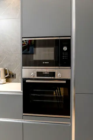 Bosch series 6 built in oven microwave set in excellent condition