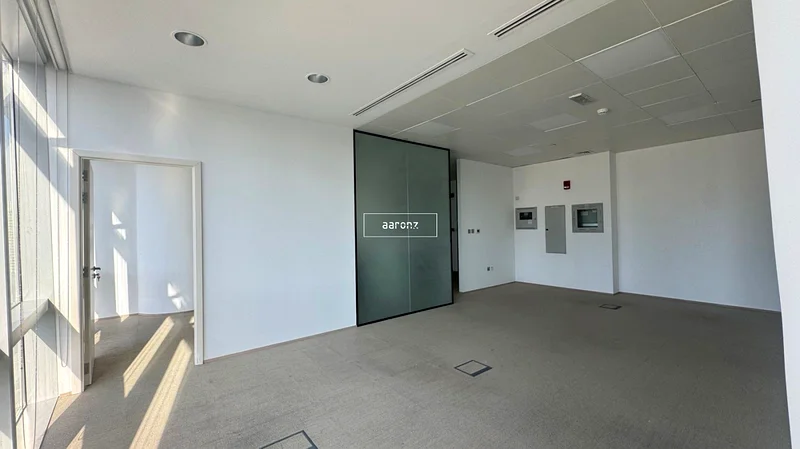 Canal View | Grade A Tower| Less Traffic64068119070465112