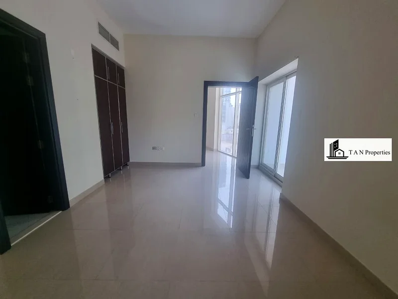 مخطط واسع | بالقرب من سيركل مول | موقع متميز64176533922051113