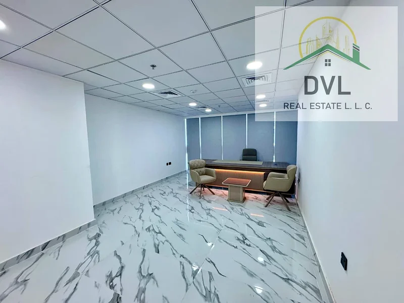 Prime Location| Canal View | Near to Metro Station64069748104707110