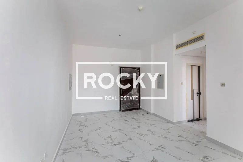 1 B/R with Balcony | Community View64052107661314111