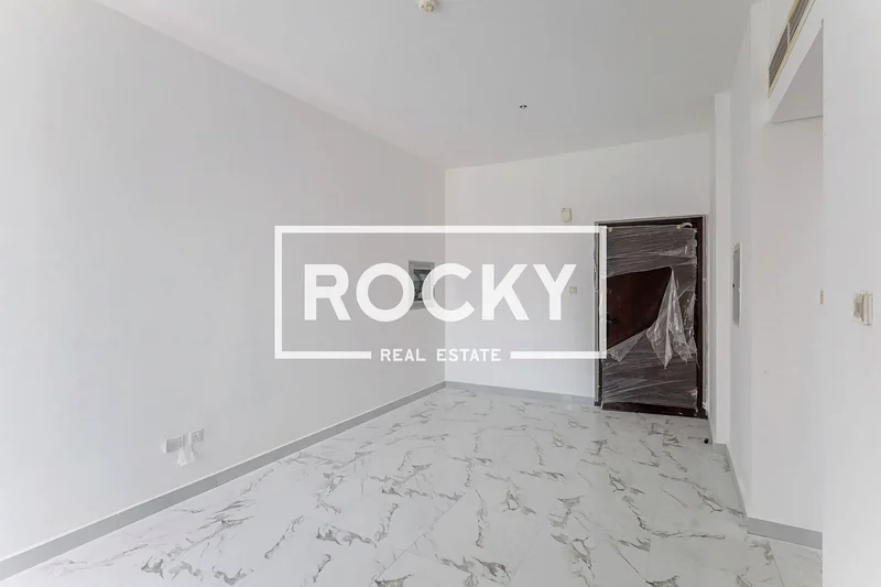 1 B/R with Balcony | Community View64052107661314110
