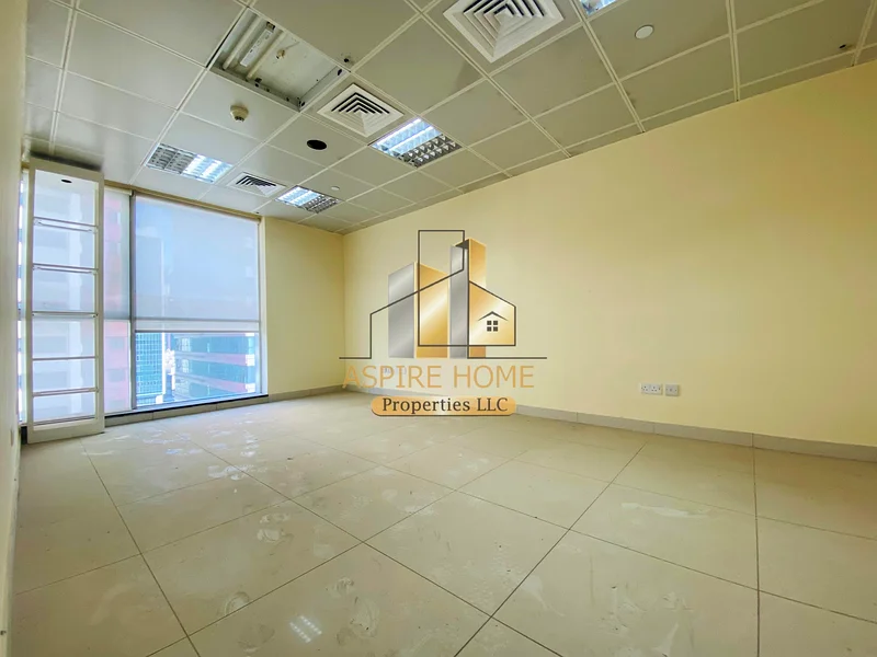 مساحة مكتبية مجهزة بالكامل | شارع إليكترا64061820673537111