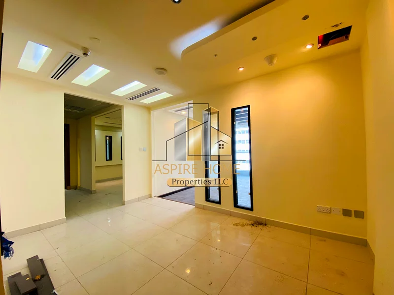 مساحة مكتبية مجهزة بالكامل | شارع إليكترا64061820673537112