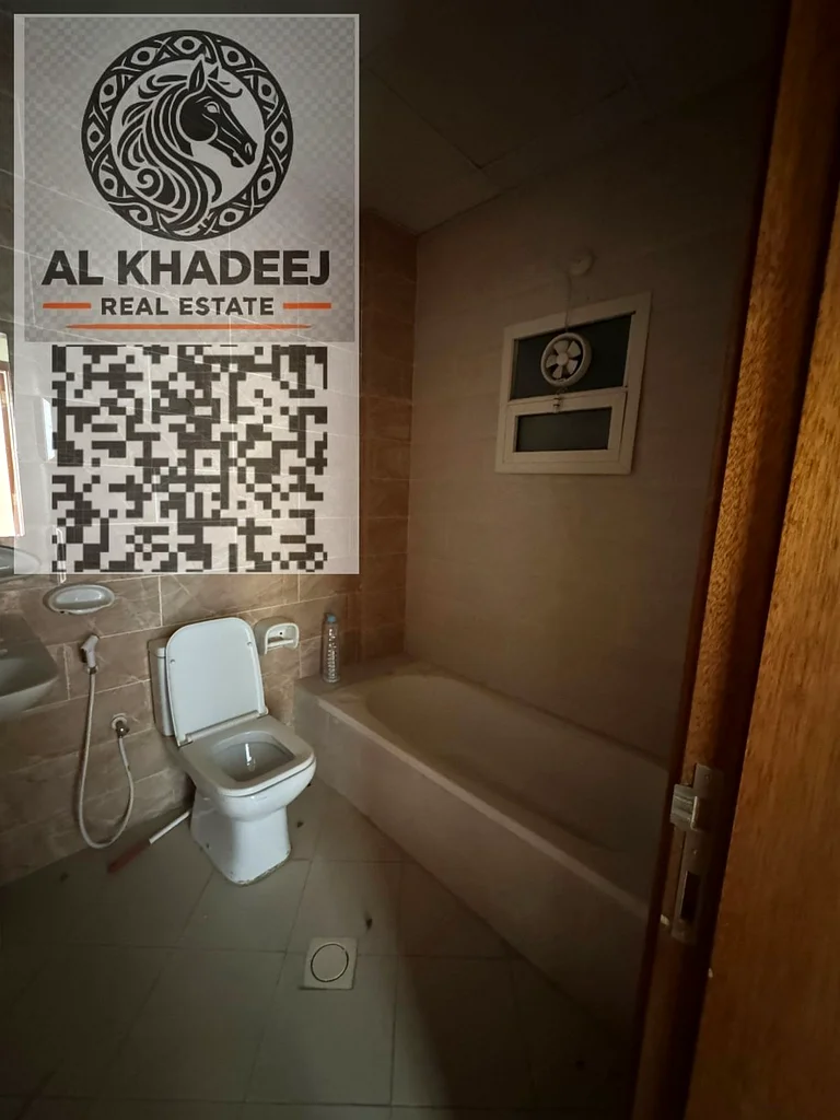 Spacious office for annual rent in Al Jurf, next to China Mall | Kitchen & bathroom | Central A/C | Premium finishing | AED 40,000 | 4 cheques | 0507064073562336515112