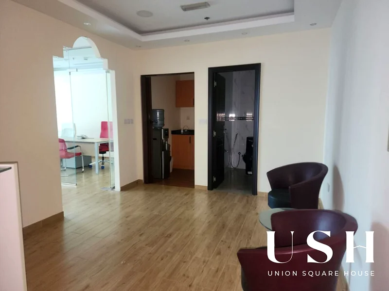 Modern Office Space for Rent | Prime Location | Ideal for Startups & Professionals64069085845122113