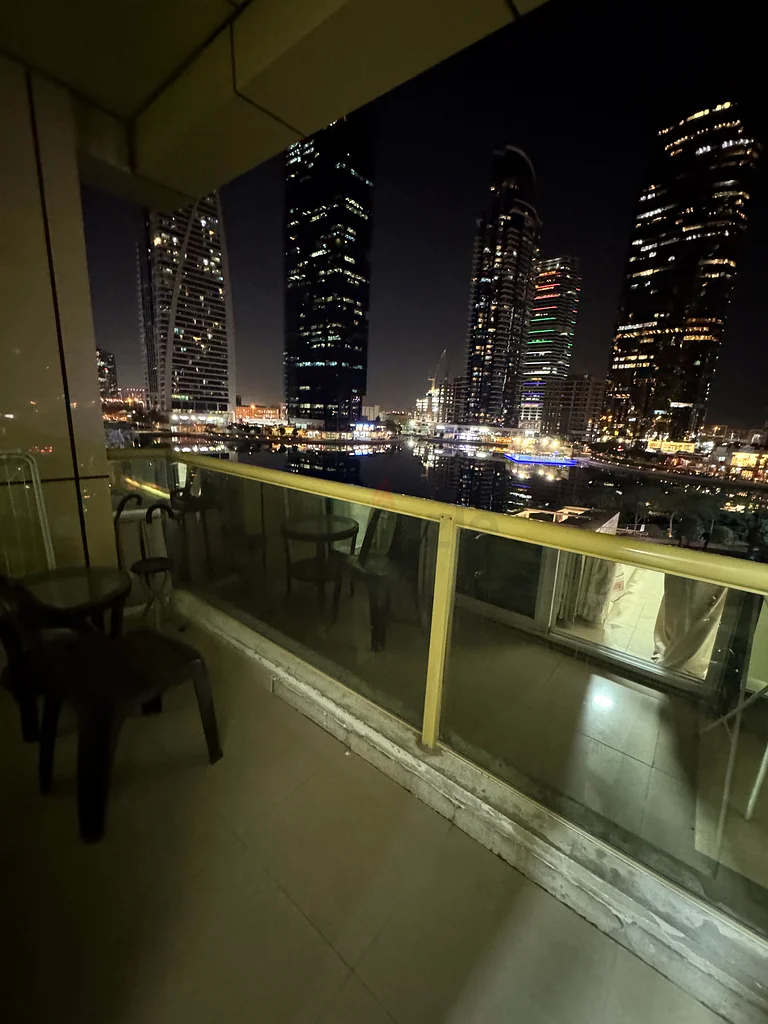 Bedspace Available in Master Room for Girl in JLT Cluster D, 1 minute walk from DMCC64055498387586111