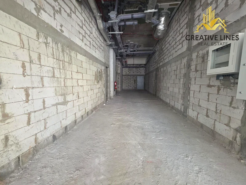 Front On parking F@B Shop Available for rent64064931268355112