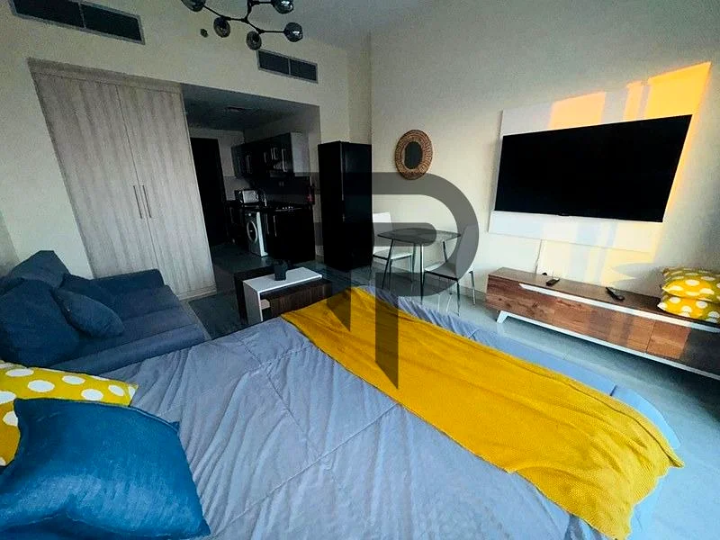 SPACIOU | FULLY FURNISHED | WITH BALCONY64169940611713111