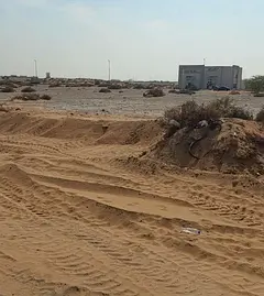 For sale: A plot of land in the Al-Saj'a Industrial Area, Al-Hanou - Al-Jalil