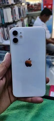 IPHONE 11, 64GB STORAGE, BATTERY HEALTH 86% , ALL ORIGINAL DEVICE NOT OPEN REPAIR
