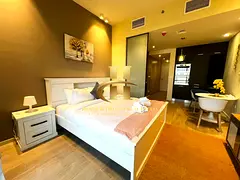 Spacious Unit | Modern Living | Prime Location