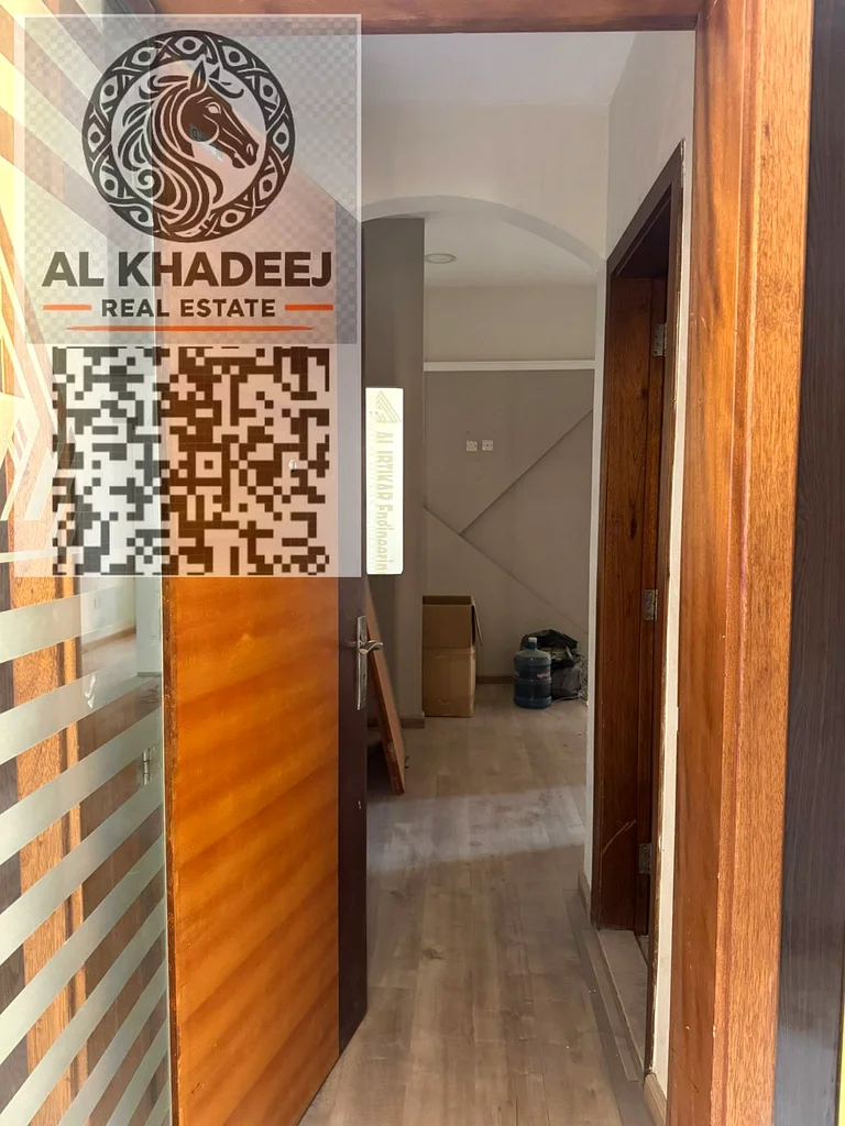 شقة مكونة من غرفتي نوم للإيجار السنوي في الروضة 2 - بالقرب من شارع الشيخ عمار - 3 حمامات وشرفة - للمكاتب فقط - 45,000 درهم64073343128961111