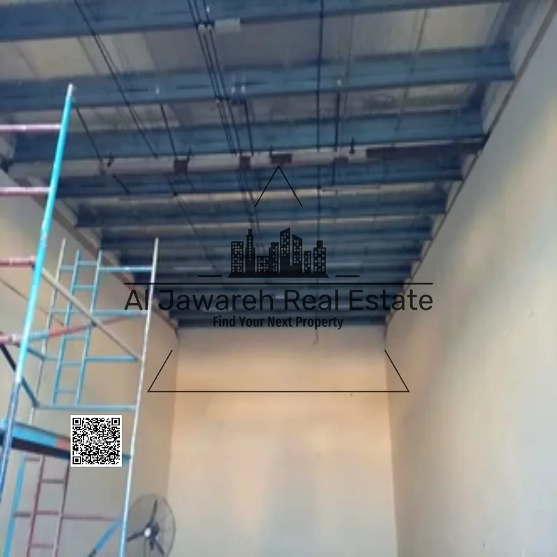 مستودع جاهز، مساحته 2215 قدم مربع، كهرباء 25 كيلوواط64074891703811114