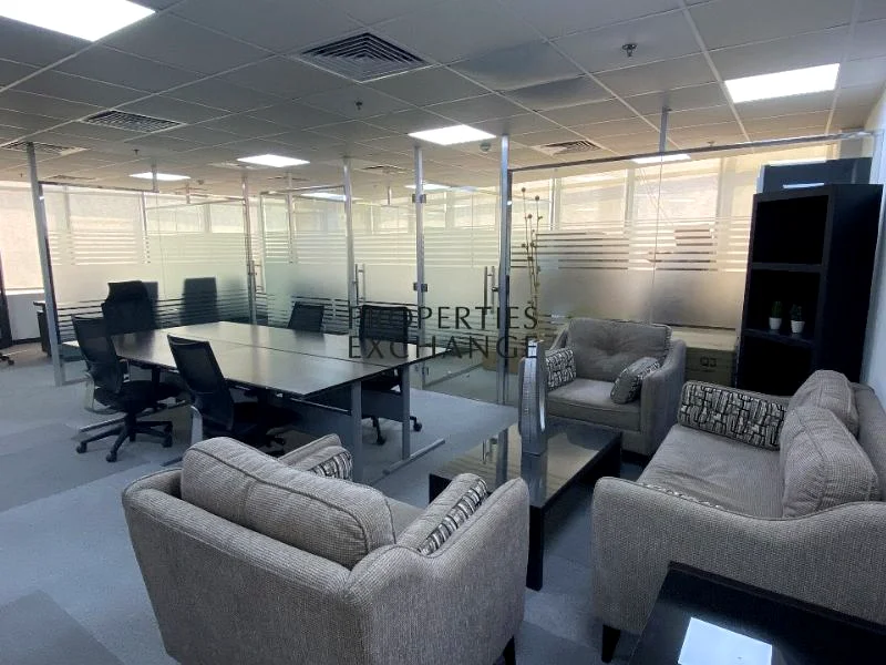 STANDARD OFFICE SPACE | HIGH FLOOR | PRIME LOCATION64072344424067112