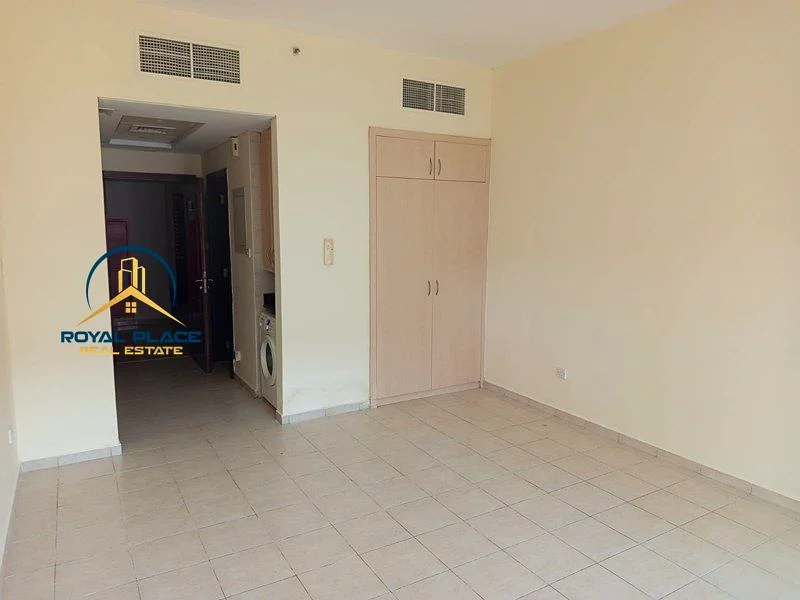 Spacious | Big Balcony | High Floor | Near Metro64218444149634111