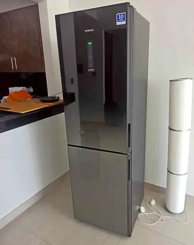 Hitachi refrigerator Inverter technology bottom freezer digital display