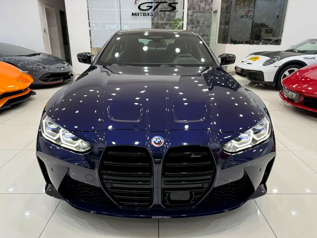 BMW M4 2023 — photo 1 of 12