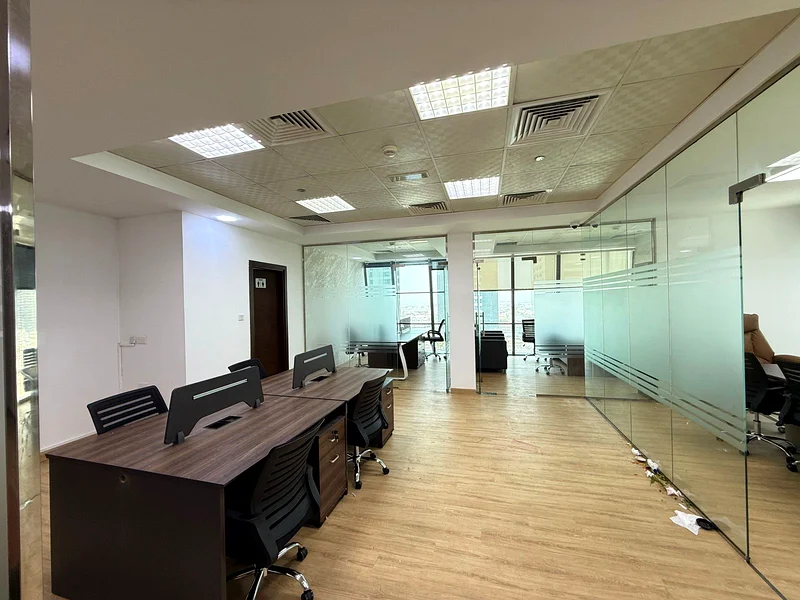 SPACIOUS | FULLY FURNISHED | WALK TO METRO64070073835523110