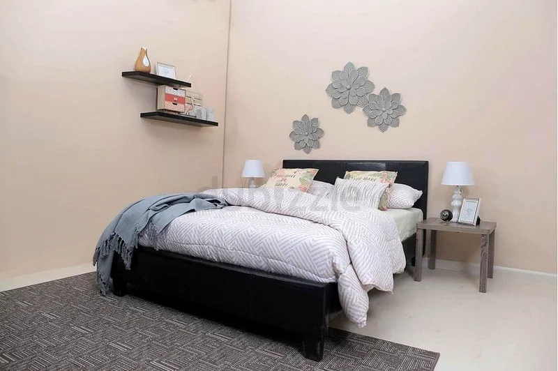 BRAND NEW PARTITION ROOM | LESS CROWDED | CLOSE TO METRO64049410603394111