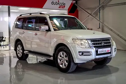 AED 2399/month | 2015 Mitsubishi Pajero  | GCC Specs | Ref#374215