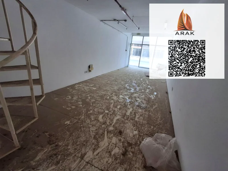 فرصة ممتازة لأصحاب الأعمال ورجال الأعمال الذين يبحثون عن موقع استراتيجي في قلب المنطقة الصناعية الجرف 3 في عجمان. أ64074891777155110