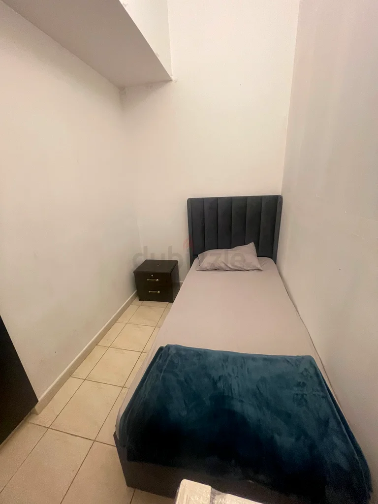 Partition close to metro in Te-com Barsha heights64055712103042112
