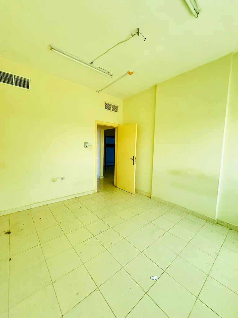 One Month Free!!! 1bhk With Six Payments Only In 31k Available Close To Sahara Center For Any Inquiry Please Call Hamza64191050076930110